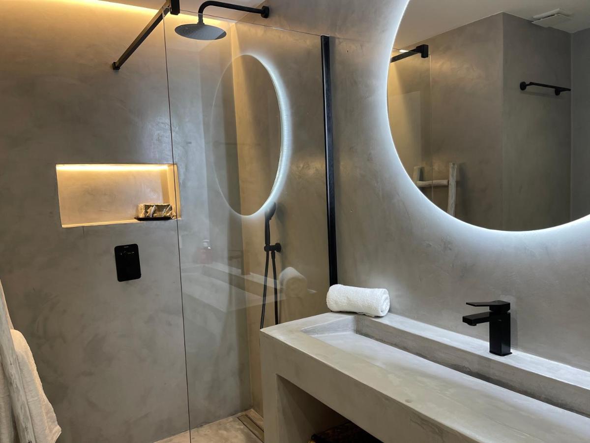 Suite 208, Close To The Beach, 2 Bedroom,Golden Mile マルベーリャ エクステリア 写真