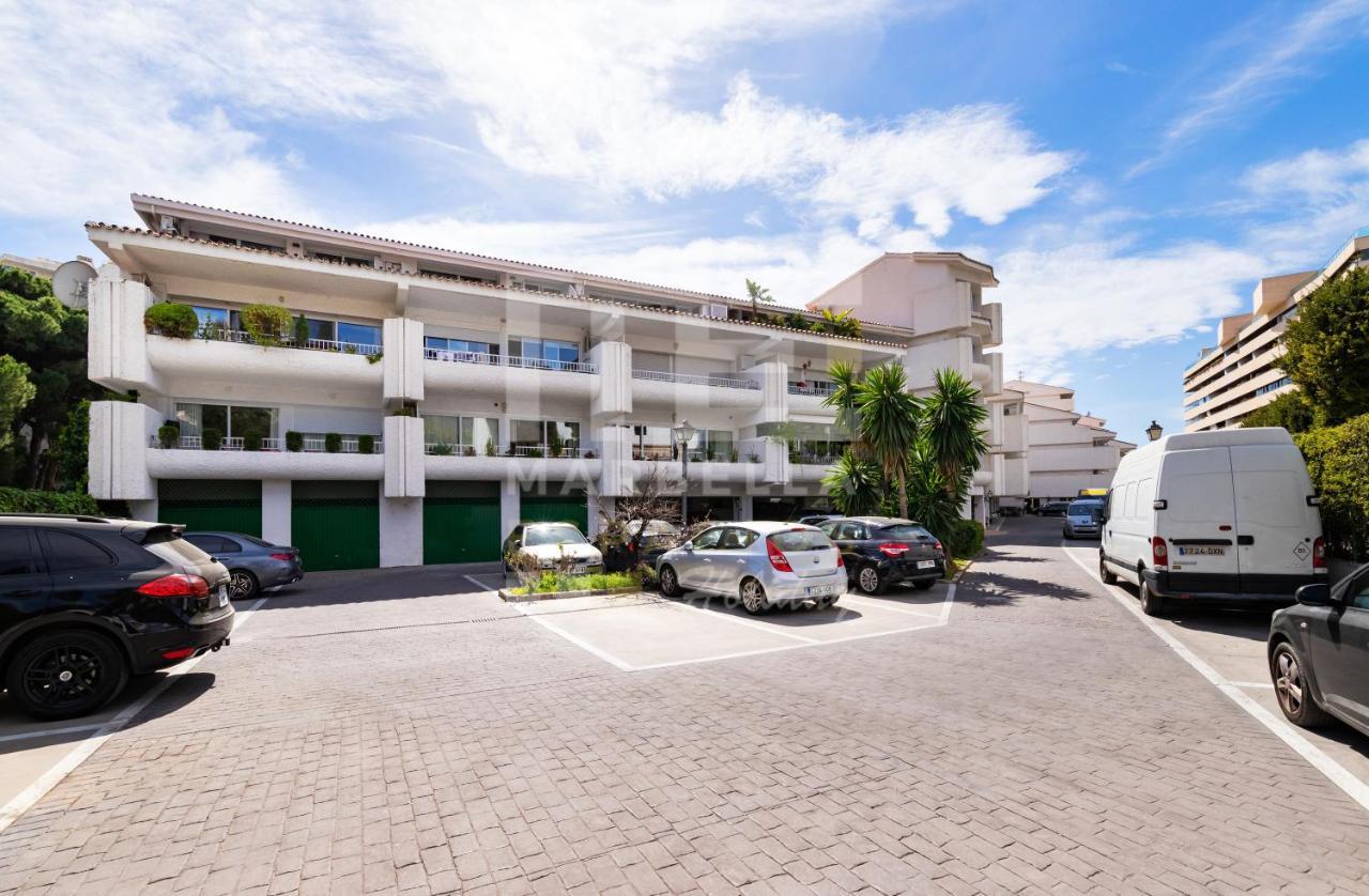Suite 208, Close To The Beach, 2 Bedroom,Golden Mile マルベーリャ エクステリア 写真