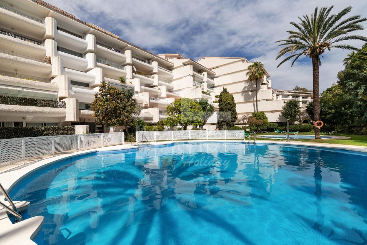 Suite 208, Close To The Beach, 2 Bedroom,Golden Mile マルベーリャ エクステリア 写真