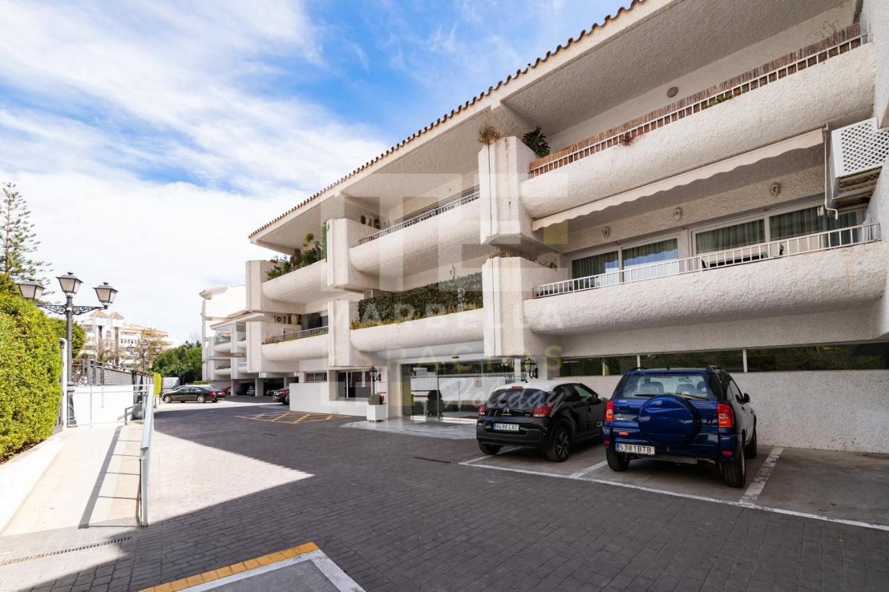 Suite 208, Close To The Beach, 2 Bedroom,Golden Mile マルベーリャ エクステリア 写真